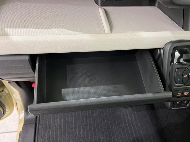 SUZUKI SPACIA 4WD 2025 Image 31