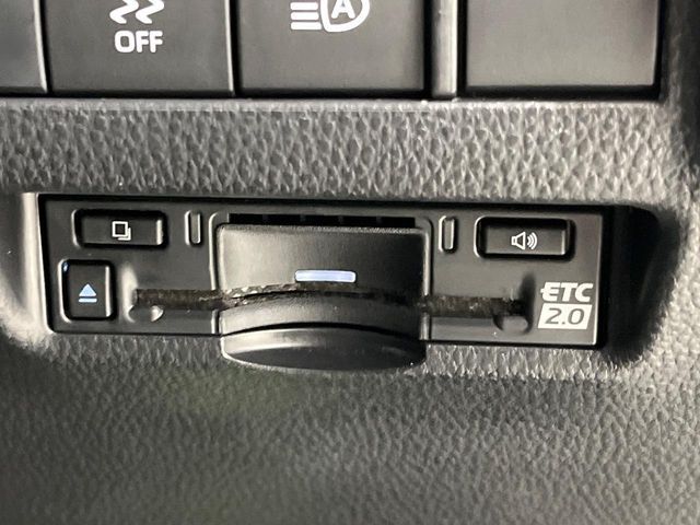 TOYOTA HARRIER 4WD 2023 Image 31