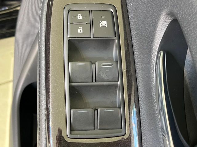 TOYOTA LEXUS HS250H 2011 Image 31