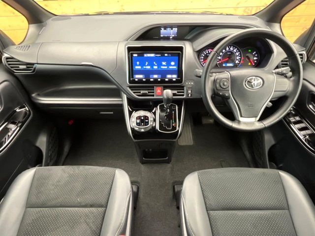 TOYOTA VOXY 2021 Image 31