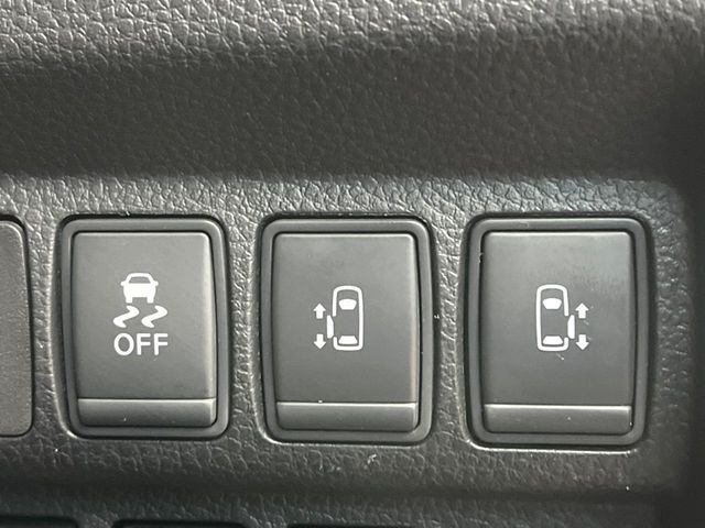 NISSAN ELGRAND 2021 Image 31