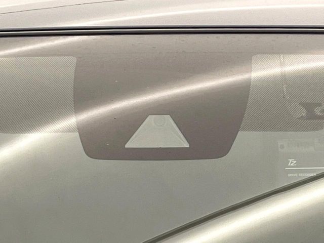 TOYOTA RAV4 HYBRID 2WD 2021 Image 31