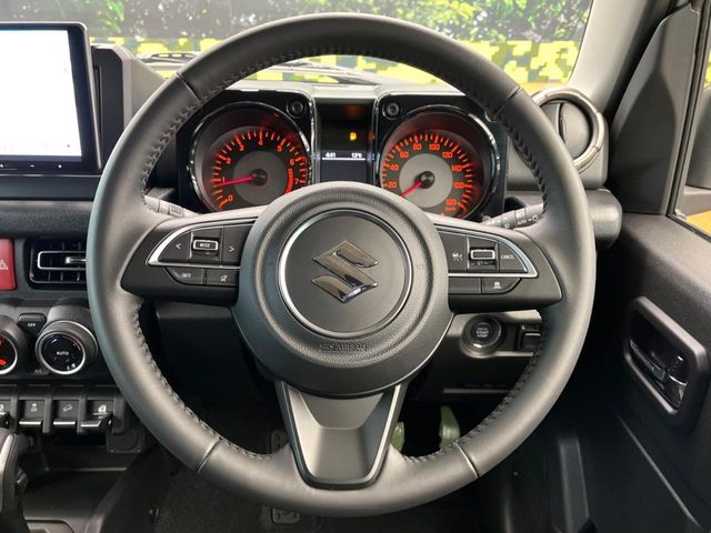 SUZUKI JIMNY NOMADE 2025 Image 31