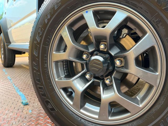 SUZUKI JIMNY NOMADE 2025 Image 31