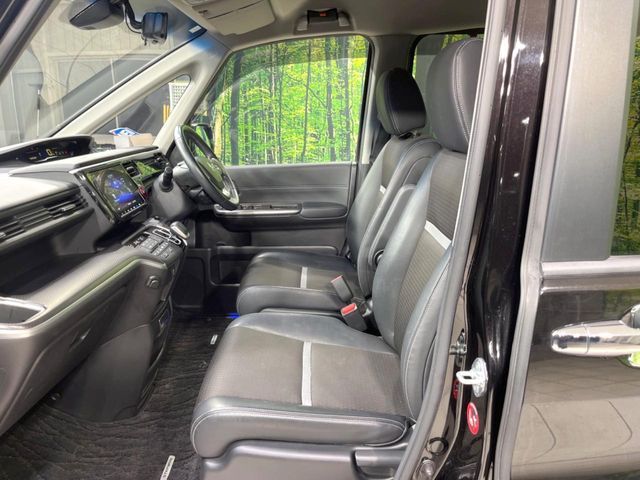 HONDA STEPWAGON E:HEV SPAD 2021 Image 31