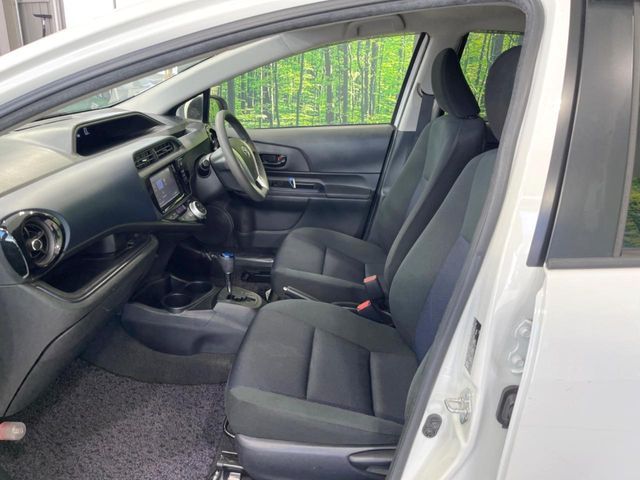 TOYOTA AQUA 2015 Image 31