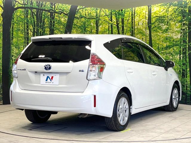 TOYOTA PRIUS ALPHA 2019 Image 31