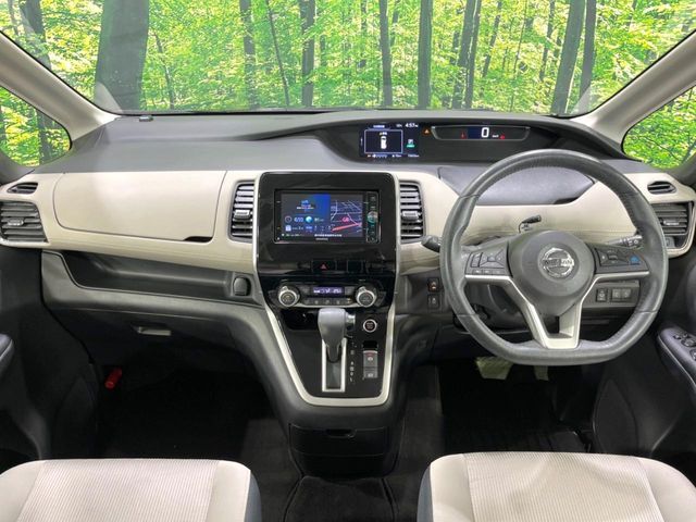 NISSAN SERENA  S-HYBRID 2017 Image 31