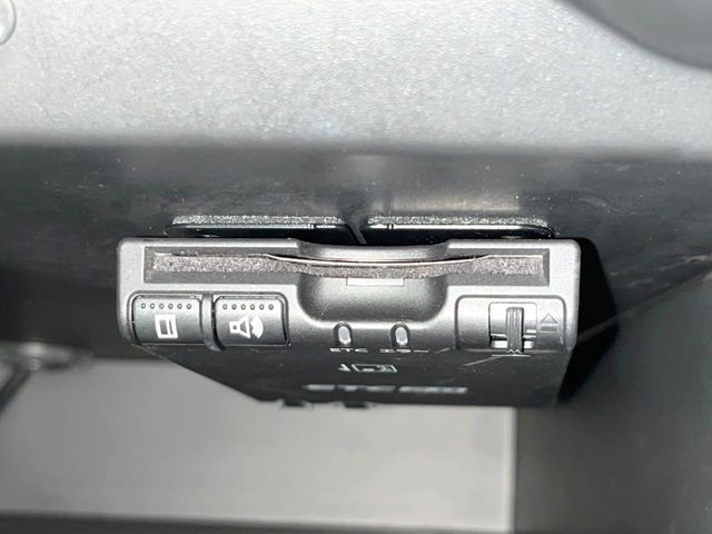 NISSAN NOTE 2017 Image 31