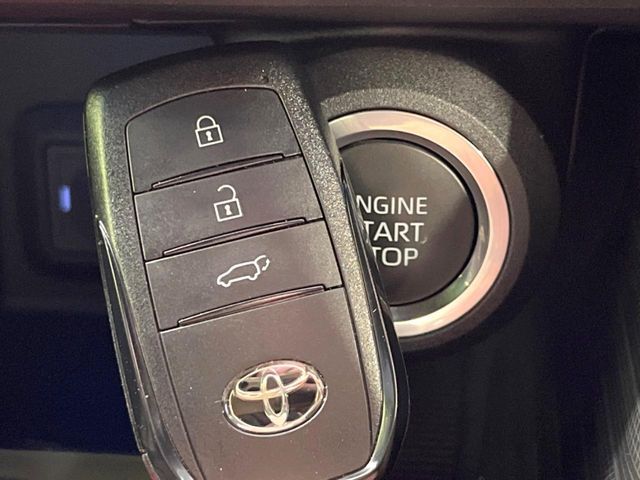 TOYOTA HARRIER 2WD 2021 Image 31