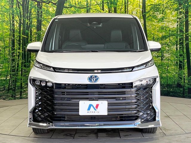 TOYOTA VOXY HYBRID 2025 Image 31