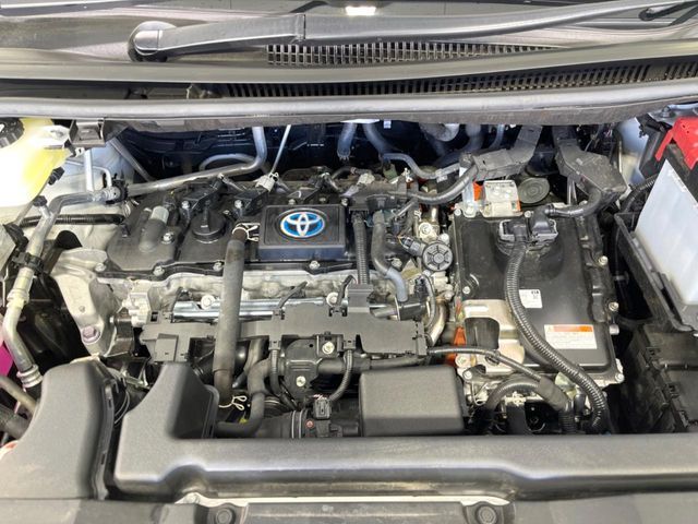 TOYOTA VOXY HYBRID 2025 Image 31