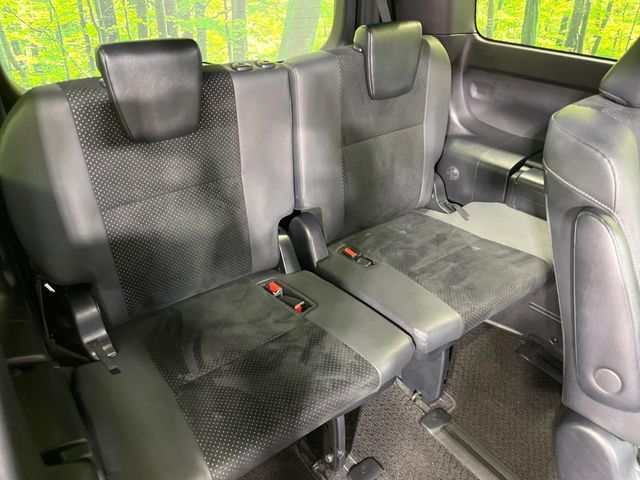 TOYOTA VOXY HYBRID 2020 Image 31