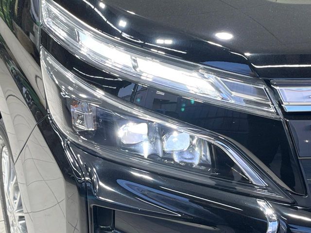 TOYOTA VOXY HYBRID 2020 Image 31