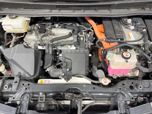 TOYOTA VOXY HYBRID 2020 Image 31