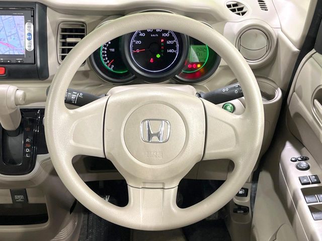 HONDA N BOX 2015 Image 31