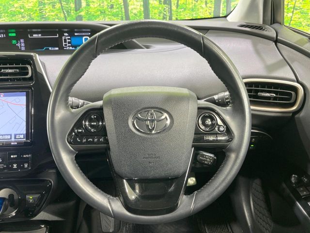 TOYOTA PRIUS 2018 Image 31