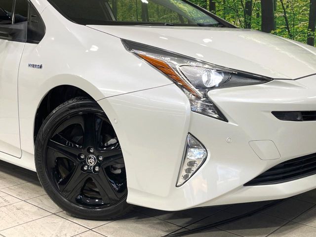 TOYOTA PRIUS 2018 Image 31