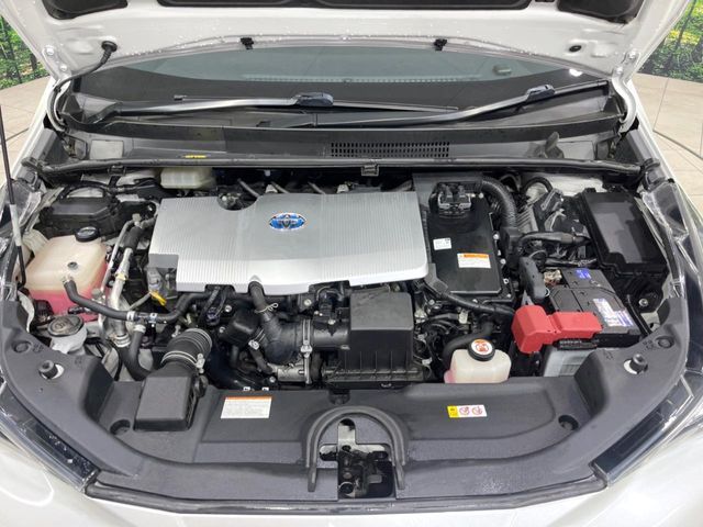 TOYOTA PRIUS 2018 Image 31