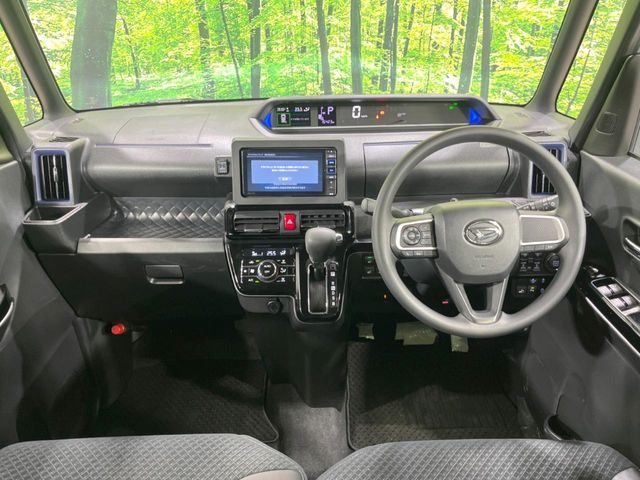 DAIHATSU TANTO CUSTOM 2021 Image 31