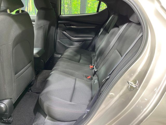 MAZDA 3 FASTBACK 2022 Image 31