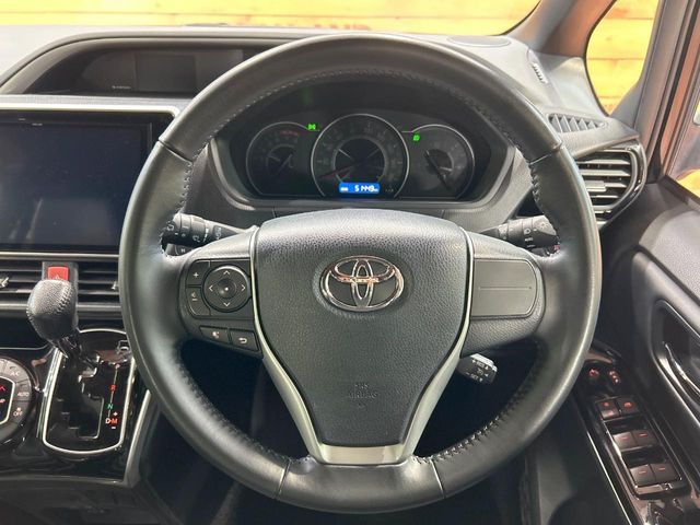 TOYOTA VOXY 2020 Image 31