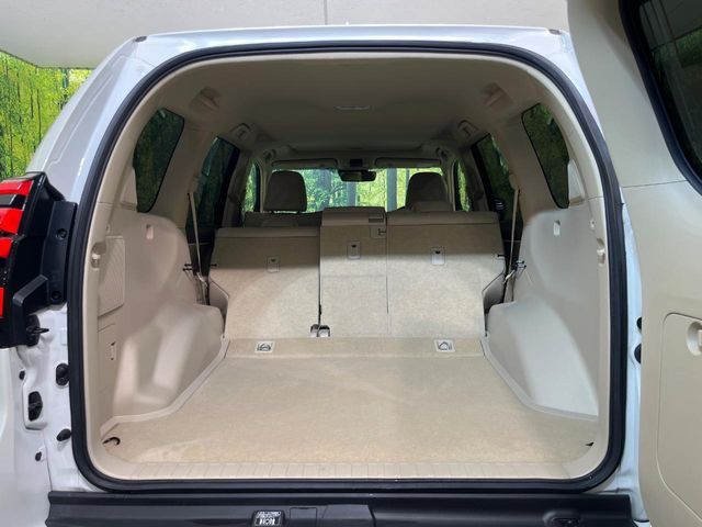TOYOTA LANDCRUISER PRADO 2023 Image 31