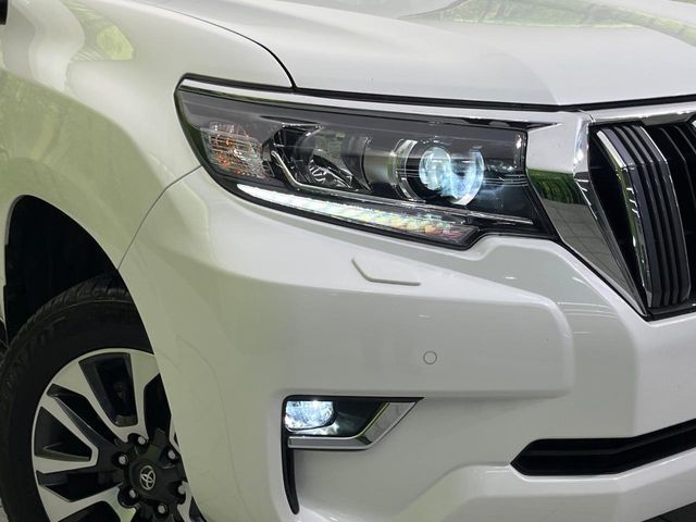 TOYOTA LANDCRUISER PRADO 2023 Image 31