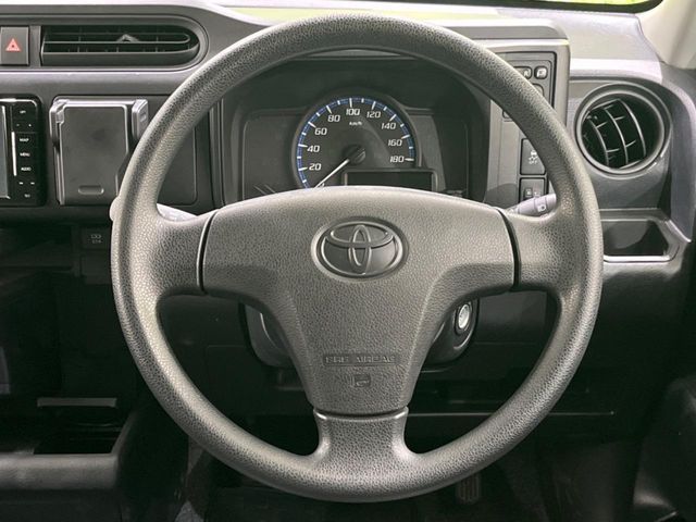 TOYOTA PROBOX VAN HYBRID 2025 Image 31