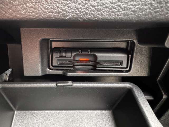 NISSAN SERENA  S-HYBRID 4WD 2018 Image 31