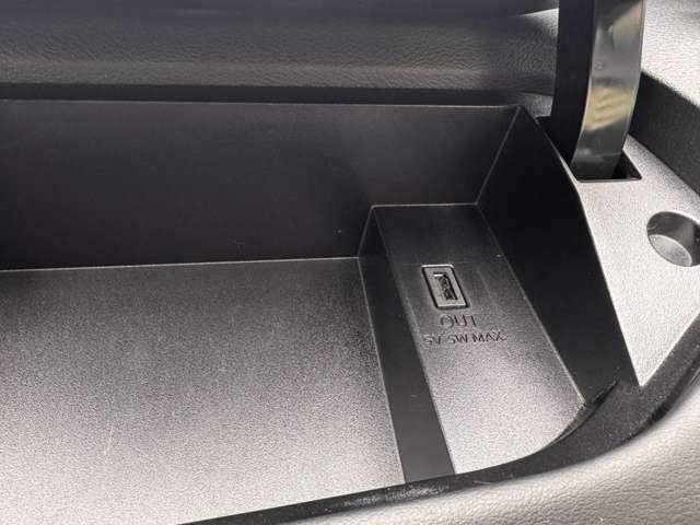 NISSAN SERENA  S-HYBRID 4WD 2018 Image 31