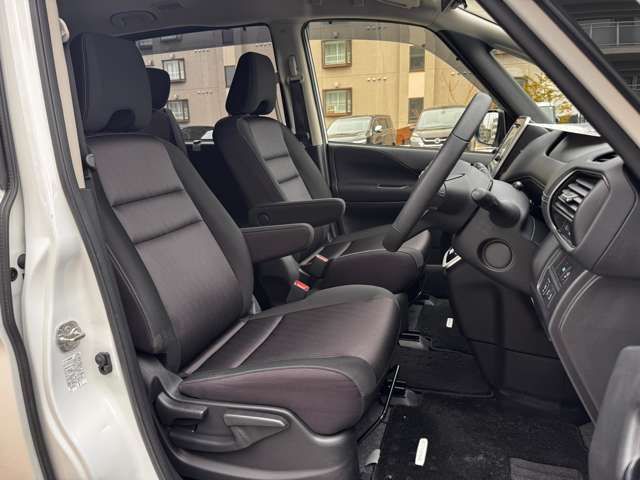 NISSAN SERENA  S-HYBRID 4WD 2018 Image 31