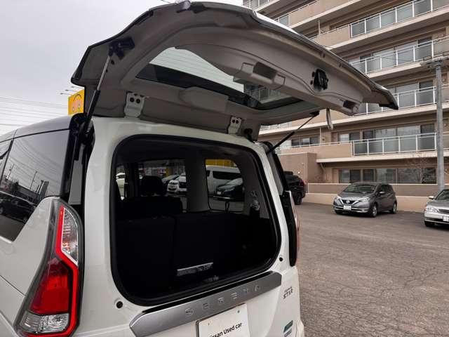 NISSAN SERENA  S-HYBRID 4WD 2018 Image 31