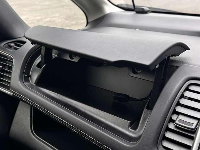 NISSAN SERENA  S-HYBRID 4WD 2018 Image 31