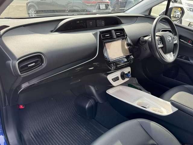 TOYOTA PRIUS 4WD 2016 Image 31