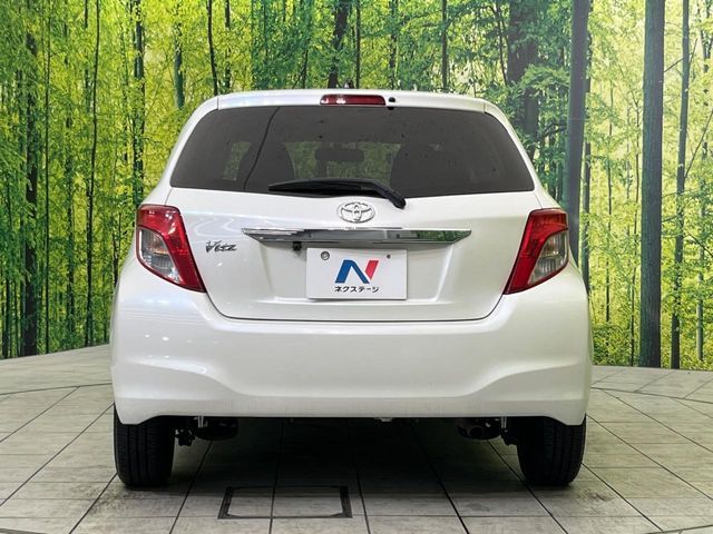 TOYOTA VITZ 2013 Image 31
