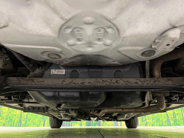 TOYOTA VITZ 2013 Image 31