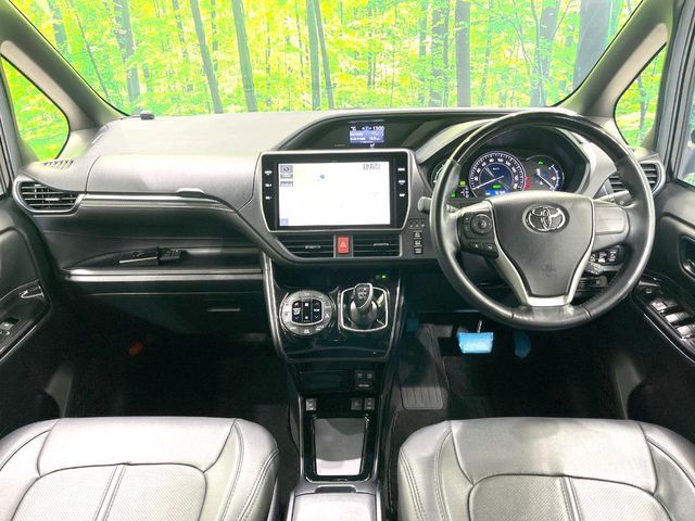 TOYOTA ESQUIRE HYBRID 2019 Image 31