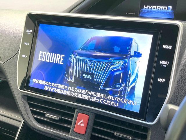 TOYOTA ESQUIRE HYBRID 2019 Image 31