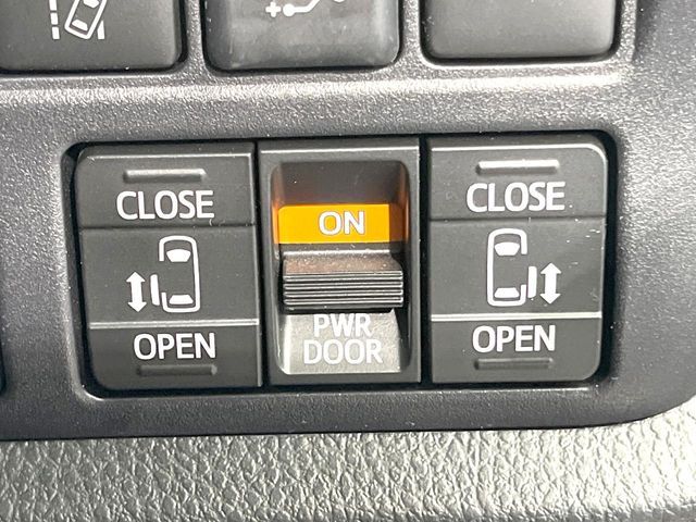 TOYOTA ESQUIRE HYBRID 2019 Image 31