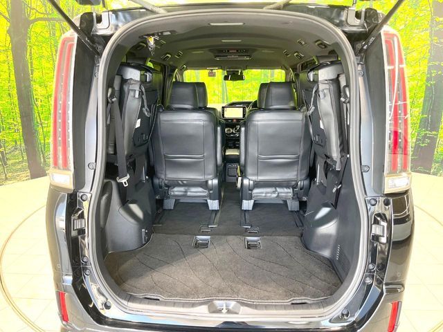 TOYOTA ESQUIRE HYBRID 2019 Image 31