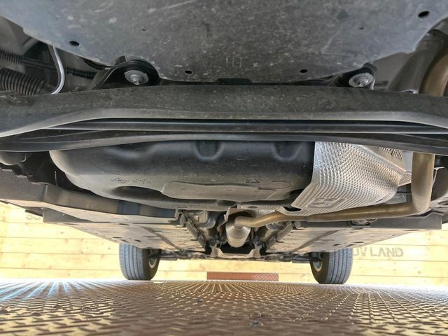 TOYOTA YARIS CROSS HYBRID 2024 Image 31