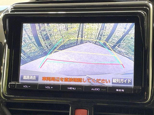 TOYOTA VOXY 2014 Image 31