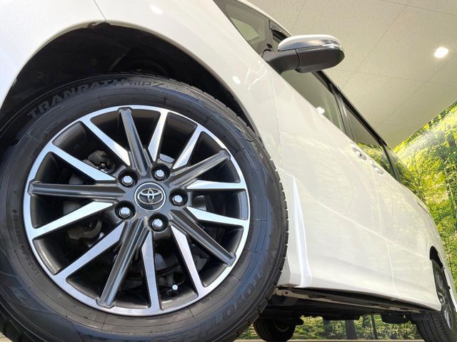 TOYOTA VOXY 2014 Image 31