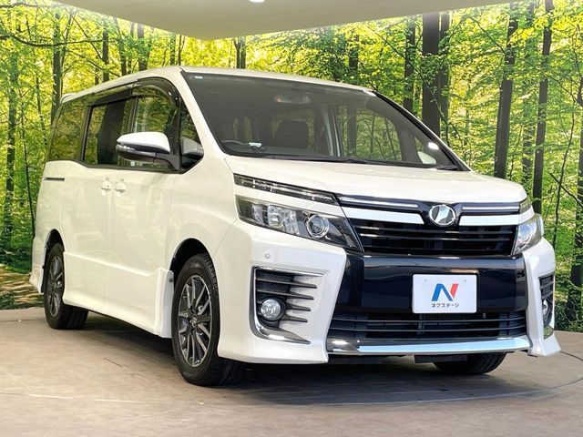 TOYOTA VOXY 2014 Image 31