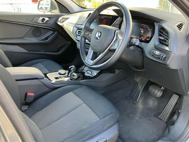 BMW 1SERIES 2022 Image 31