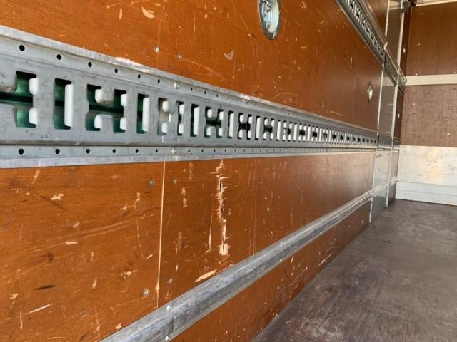 MITSUBISHI CANTER 2019 Image 31