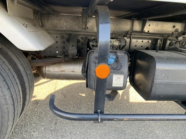 MITSUBISHI CANTER 2019 Image 31