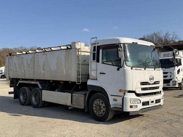 NISSAN DIESEL QUON 2012 Image 31