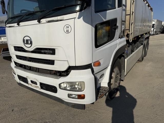 NISSAN DIESEL QUON 2012 Image 31